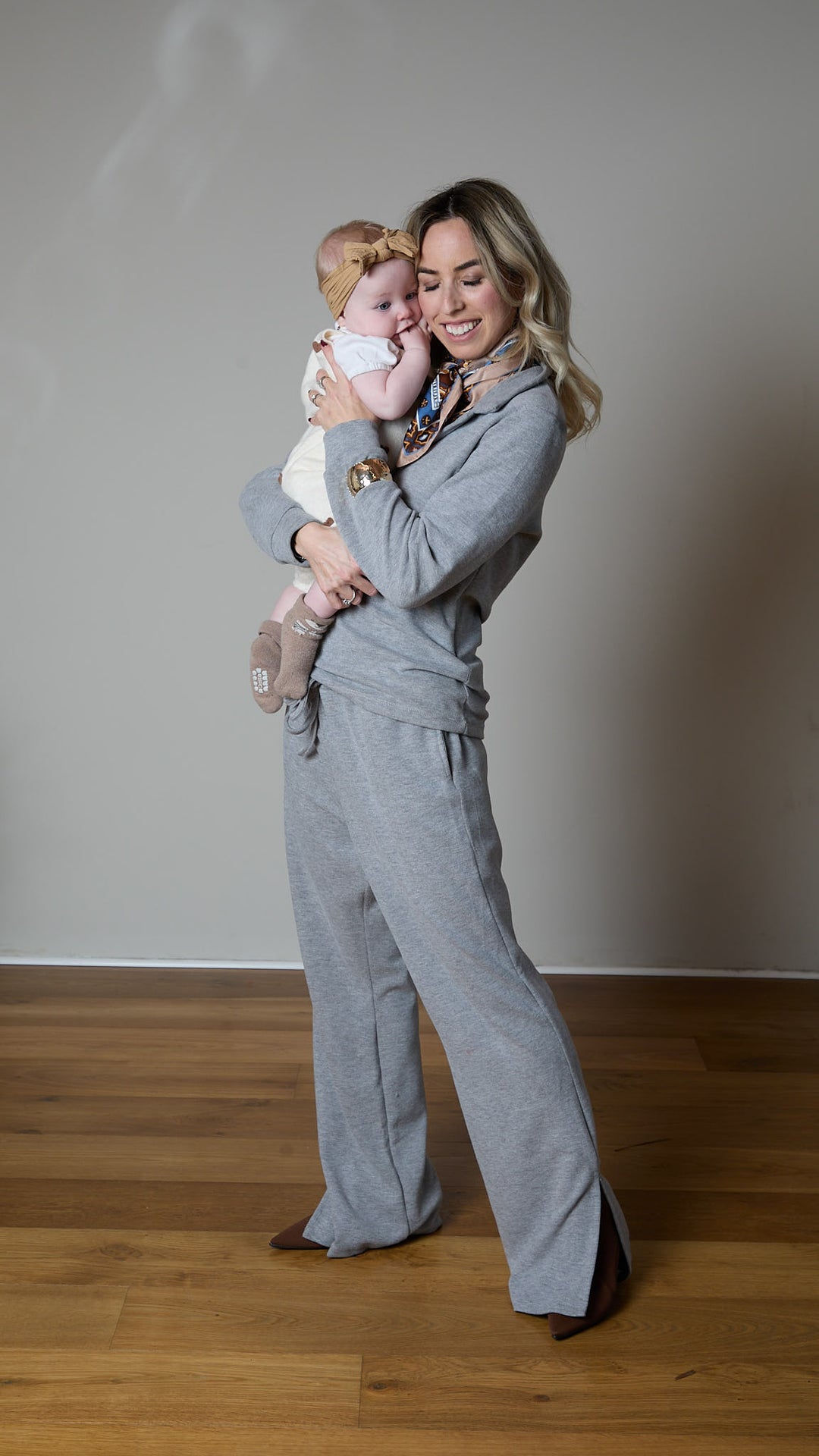 חליפה להריון והנקה ״אלה״ | סט מלא | אפור