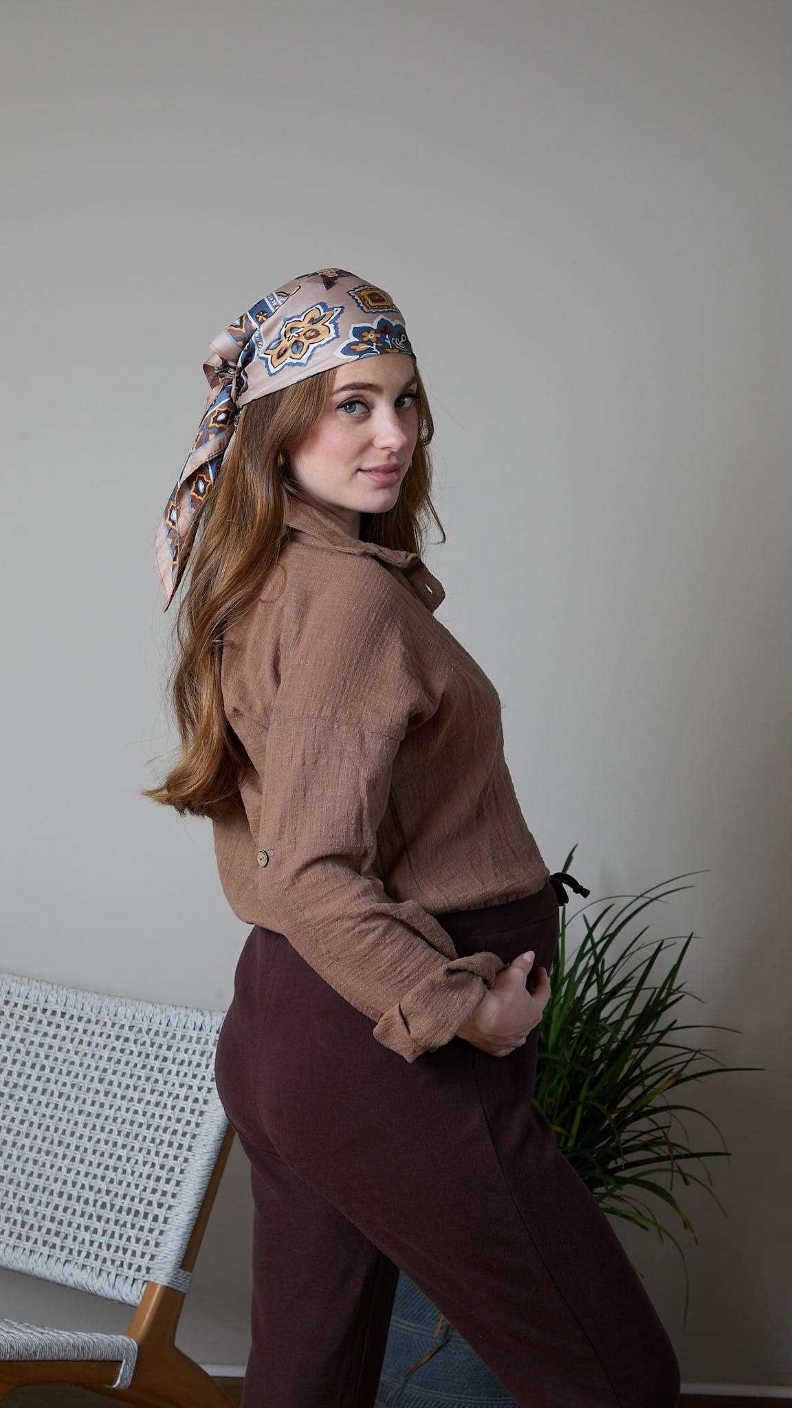 מכנס סריג להריון ולאחרי לידה | חליפת ״אלה״ | חום- שוקולד