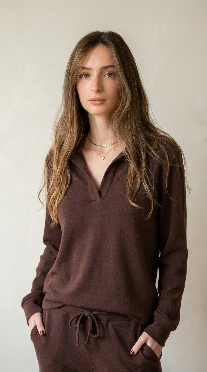 חולצת הנקה עם רוכסנים משני הצדדים סריג פולו| חליפת ״אלה״ | חום -שוקולד